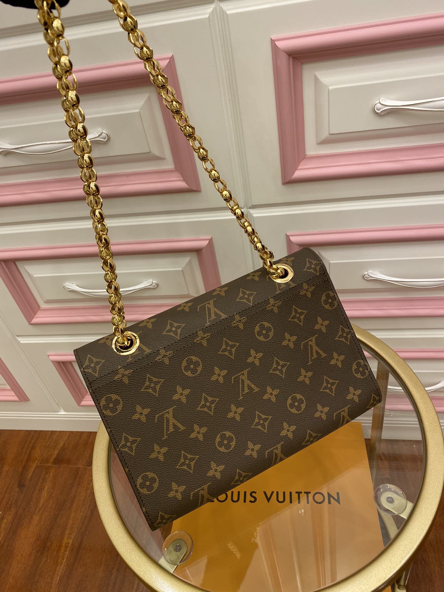 m41731 lv victoire 手袋 lv女包 lv链条包 lv单肩斜挎包 红色
